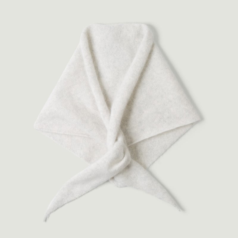 flaneurs Mackie bandana Ardmhor Triangle Hole Scarf moon vignette