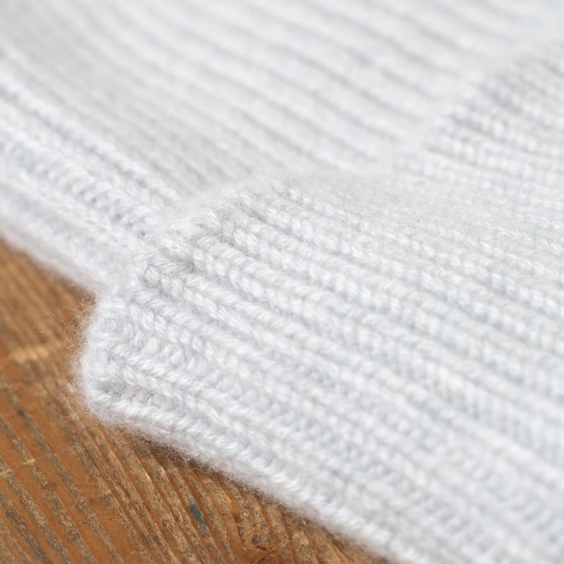 détail bonnet chachemire MACKIE  Cashmere Arbroath Hat Potash (4)