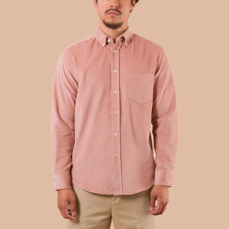 image PORTUGUESE-FLANNEL-flâneurs-chemise-velours-Lobo-light Old Rose de face