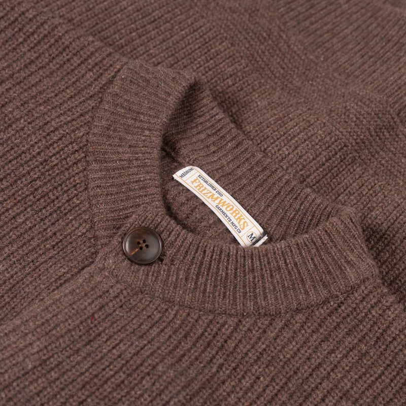 Image flâneurs FRIZMWORKS / Heavy Wool Round Cardigan Choco détail col
