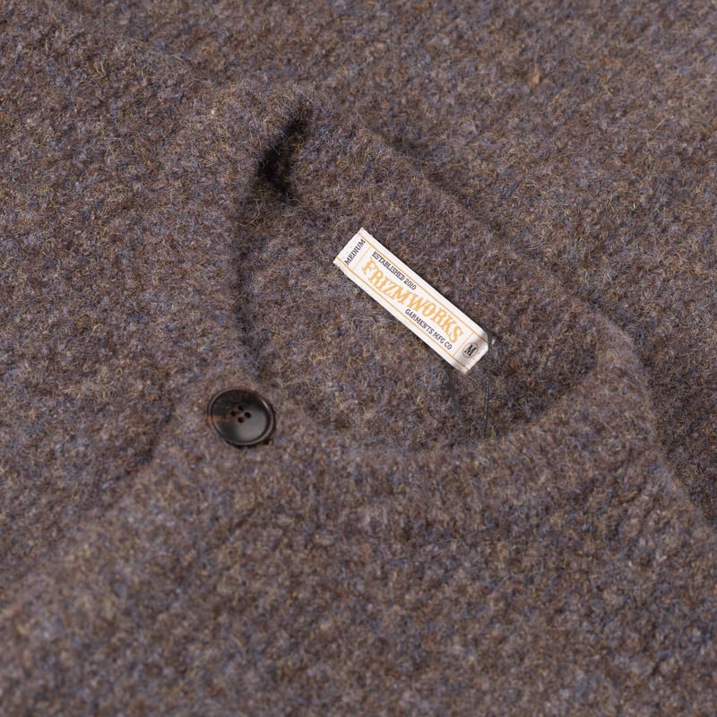 image flâneurs FRIZMWORKS / Brushed Wool Round Cardigan Brown détail col
