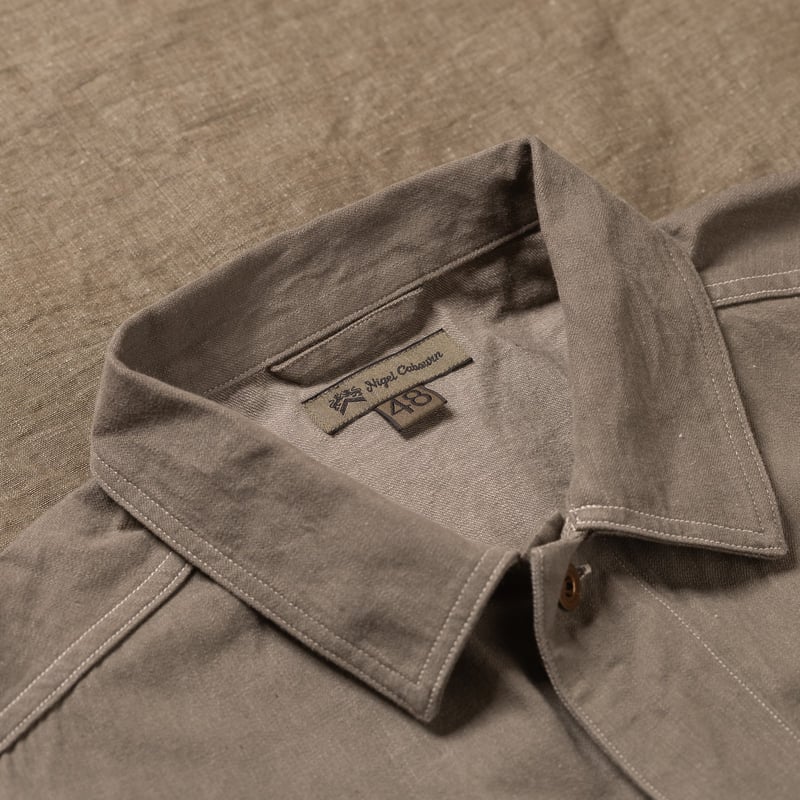 Image Flâneurs NIGEL CABOURN / Utility Shirt Type2 Green détail col