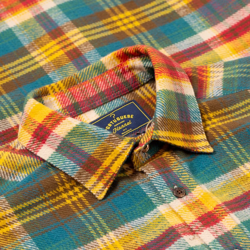 detail flaneurs Portuguese Flannel Fasema Shirt (3)
