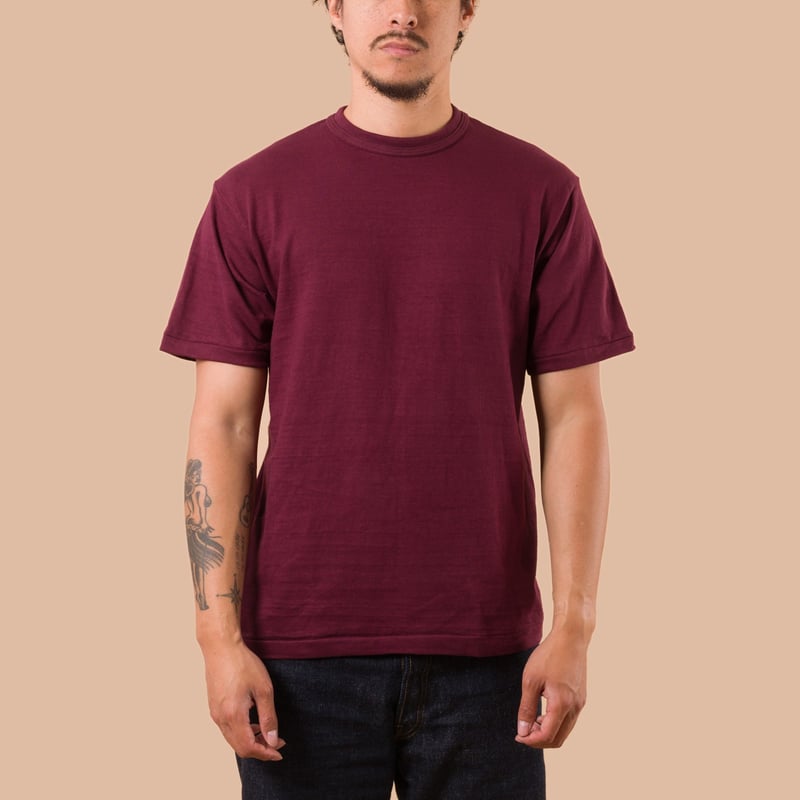 image worn frot flaneurs WAREHOUSE & CO Lot 4601 No Print T-Shirt Bordeaux
