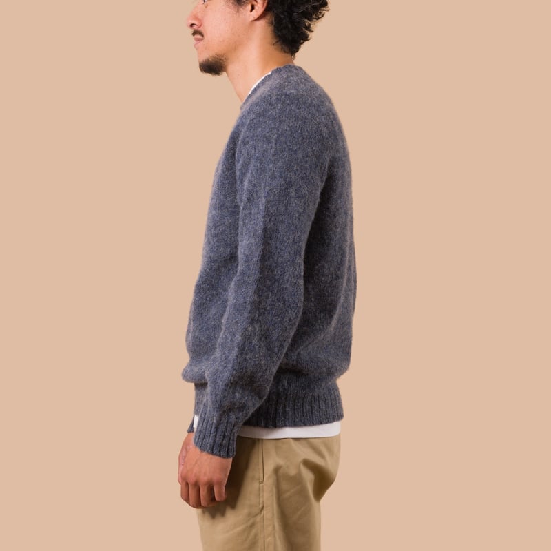 Vignettes Flaneurs Knitwear Shaggy Crew Neck Sweater Storm worn side