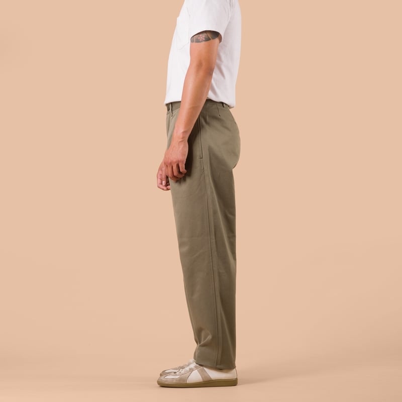 flaneurs NIGEL CABOURN Officers Pant Weapon Green worn difr