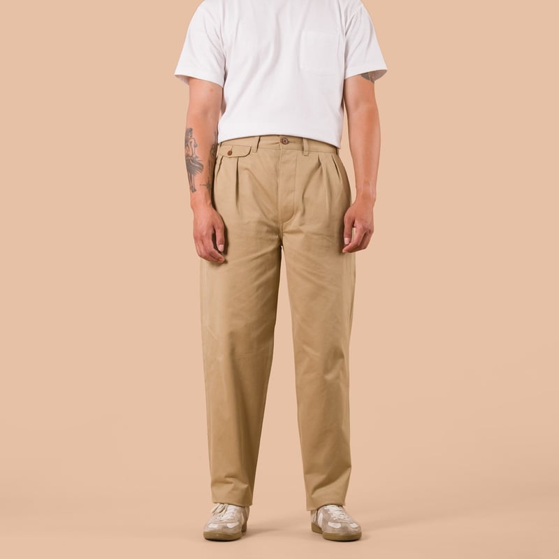 flaneurs NIGEL CABOURN Officers Pant Weapon Beige worn front