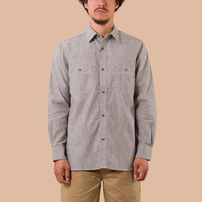 flaneurs NIGEL CABOURN Medical Shirt S&P Light Grey worn front