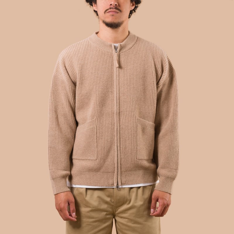 flaneurs Frizmworks Wool Deck Zip Up Cardigan Oatmeal worn front