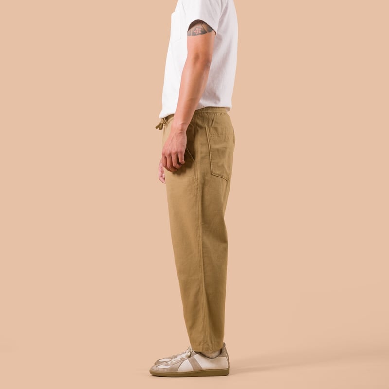 flaneurs worn side UNIVERSAL WORKS Brushed Moleskin Hi Water Trouser Sand