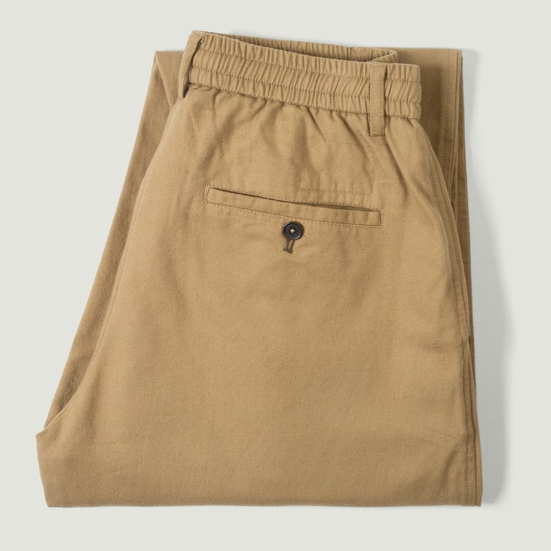 flaneurs vignette UNIVERSAL WORKS Brushed Moleskin Pleated Track Pant Sand
