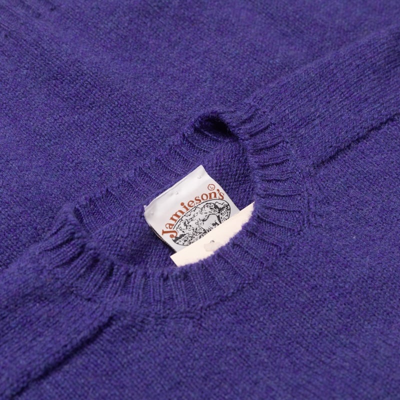 Image Flâneurs JAMIESON'S / Crewneck Saddle Shoulder Sweater Lupin détail col