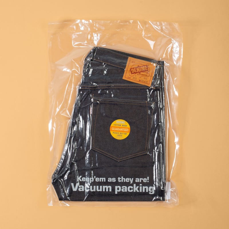 detail DENIME Lot 220-A Vacuum Packed Denim Indigo 3