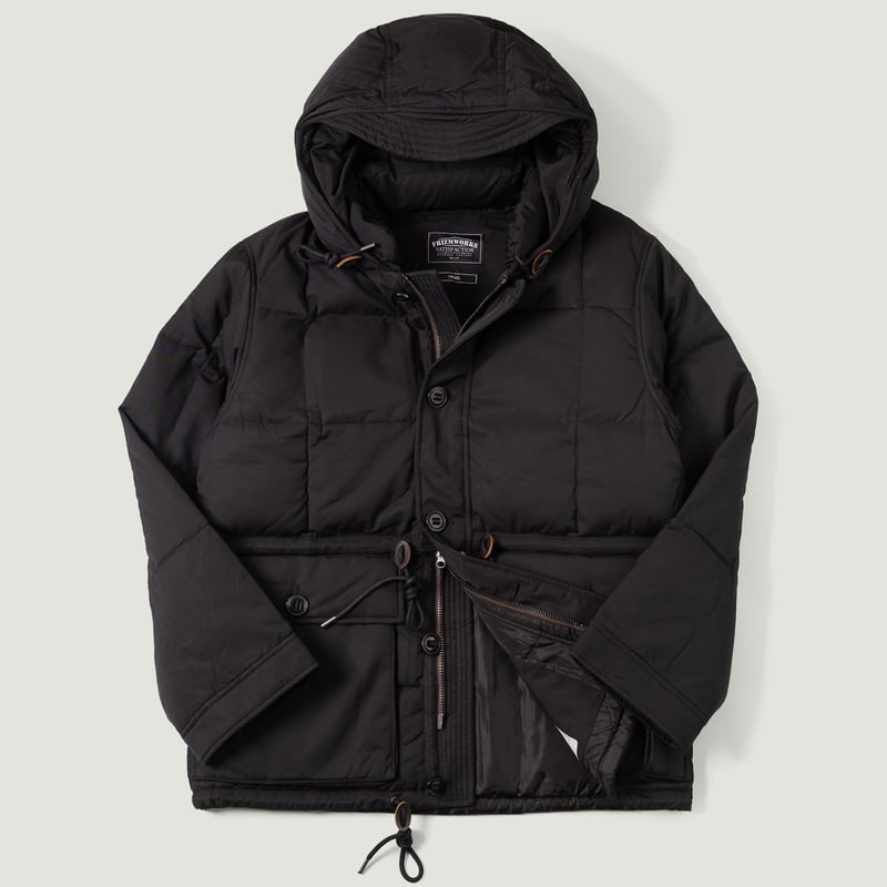 Vignettes-flâneurs-Frizmworks-Karakoram-Down-Parka-Dark-Black1
