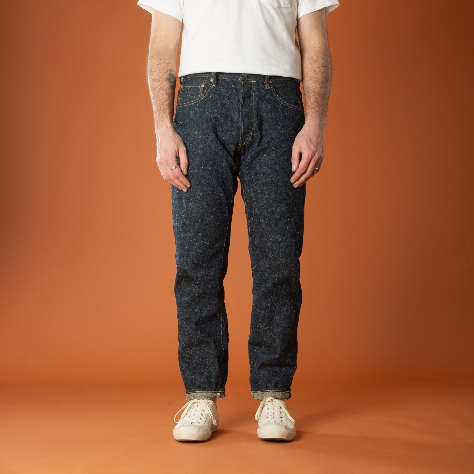 front-flâneurs-ONI-DENIM-902-CCD-15oz-High-Rise-Relaxed-Tapered-Kabuki-Crushed-Concrete-Denim front-flâneurs-ONI-DENIM-902-CCD-15oz-High-Rise-Relaxed-Tapered-Kabuki-Crushed-Concrete-Denim