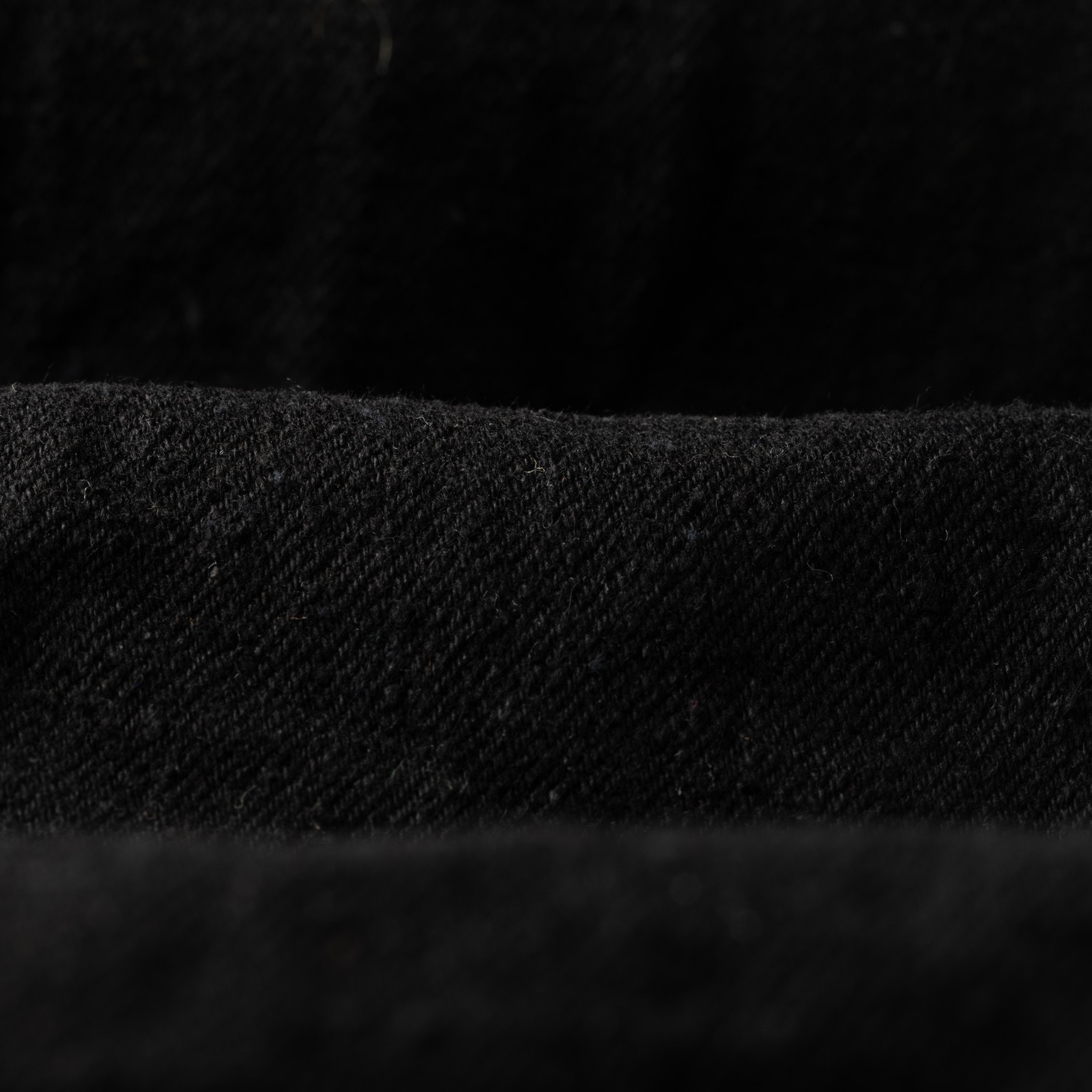 902CCD-BKBK 15oz High Rise Relaxed Tapered Crushed Concrete Black Denim