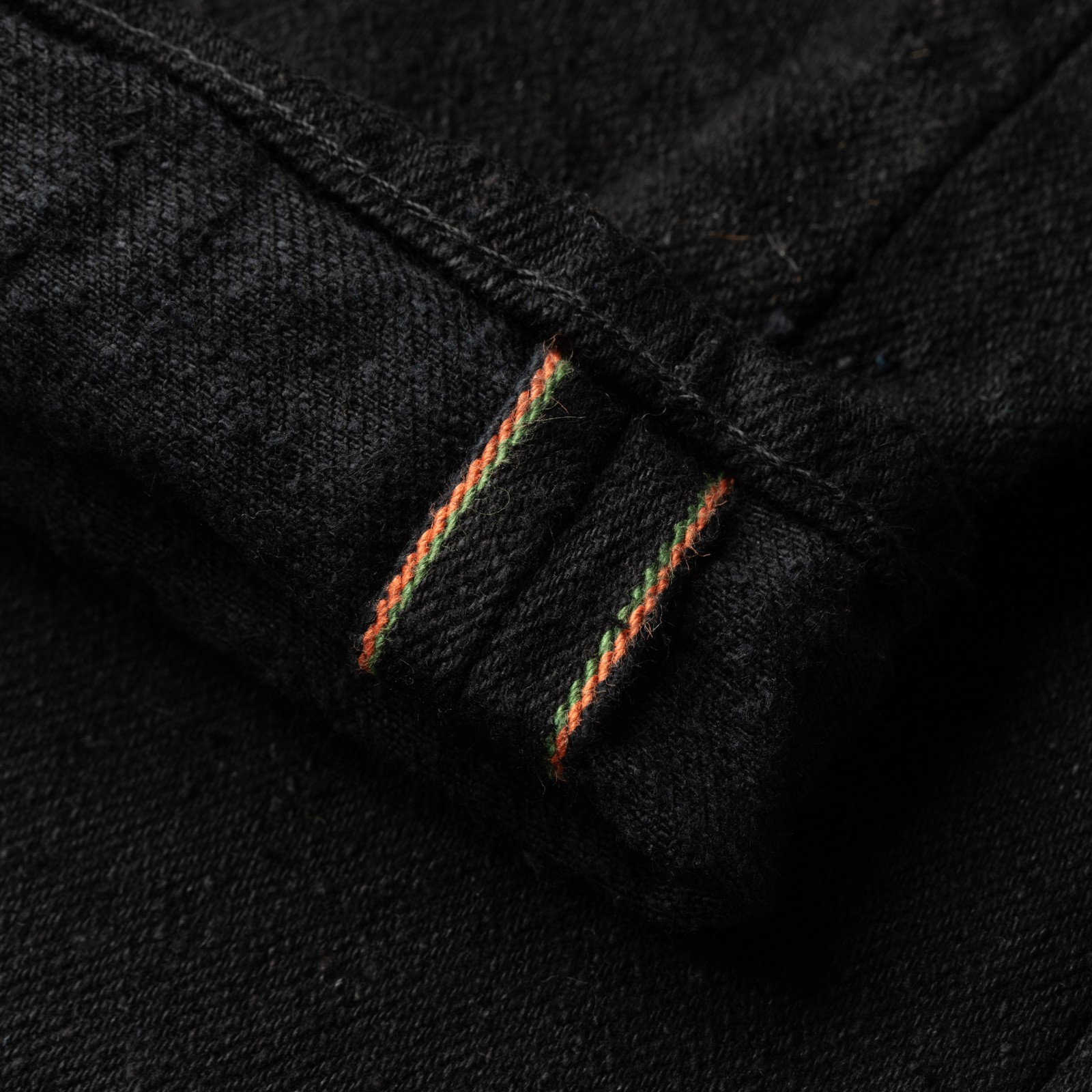 902CCD-BKBK 15oz High Rise Relaxed Tapered Crushed Concrete Black Denim