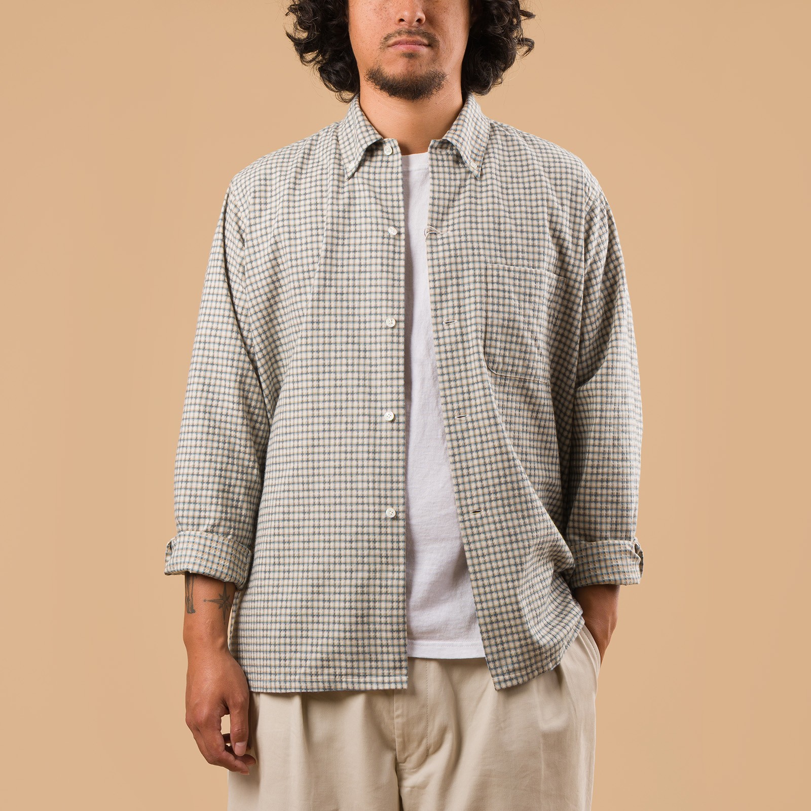 image flâneurs BEAMS PLUS  Open B.D Dobby White Plaid face image flâneurs BEAMS PLUS  Open B.D Dobby White Plaid face