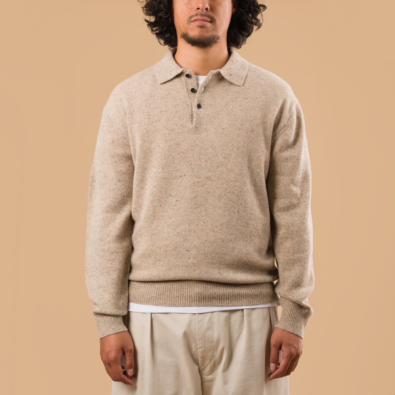 Image-Flâneurs_AW25 BEAMS PLUS  Knit Polo Nep 9G beige face Image-Flâneurs_AW25 BEAMS PLUS  Knit Polo Nep 9G beige face