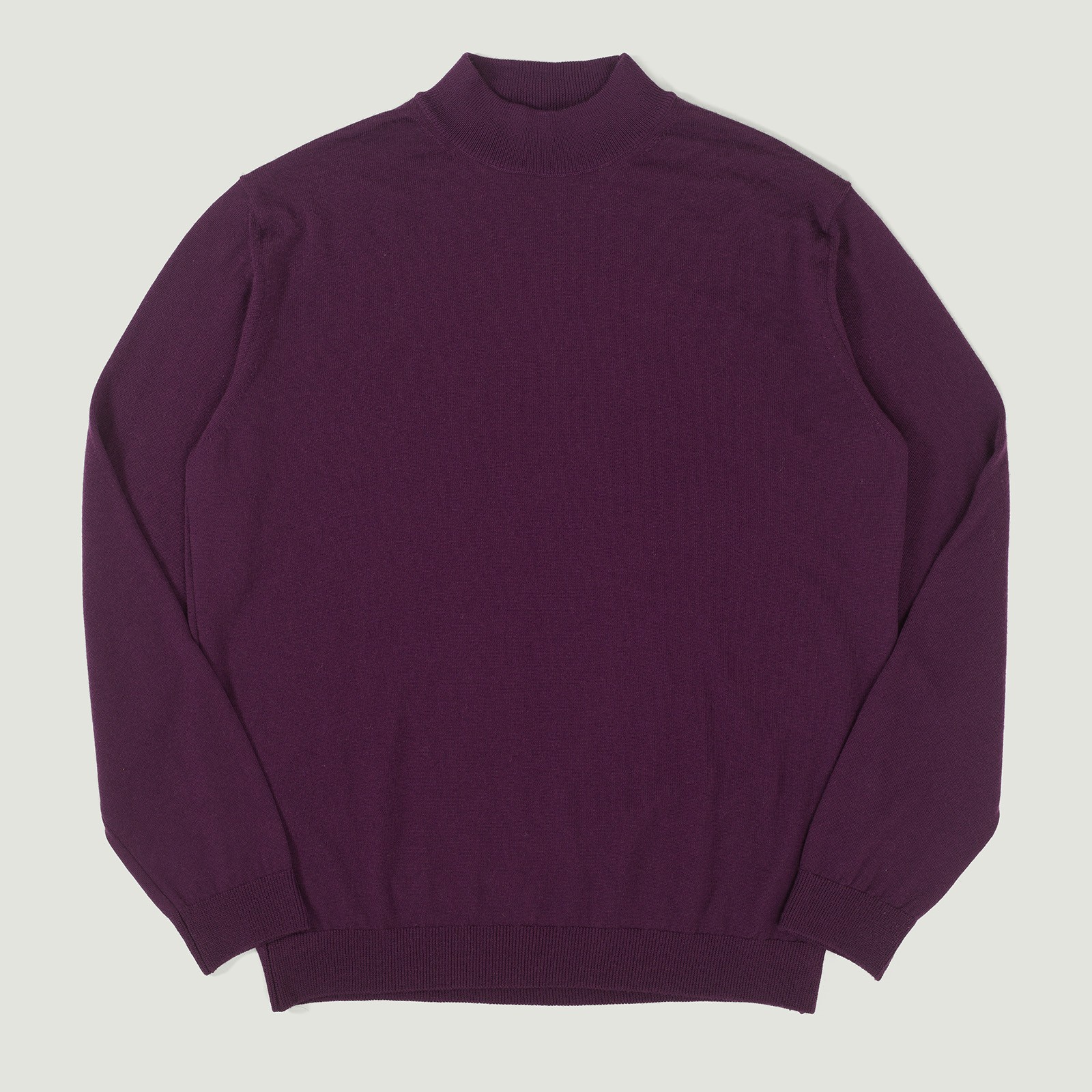 vignette flâneursMOONCASTLE 12G Wool Crew Neck prune vignette flâneursMOONCASTLE 12G Wool Crew Neck prune