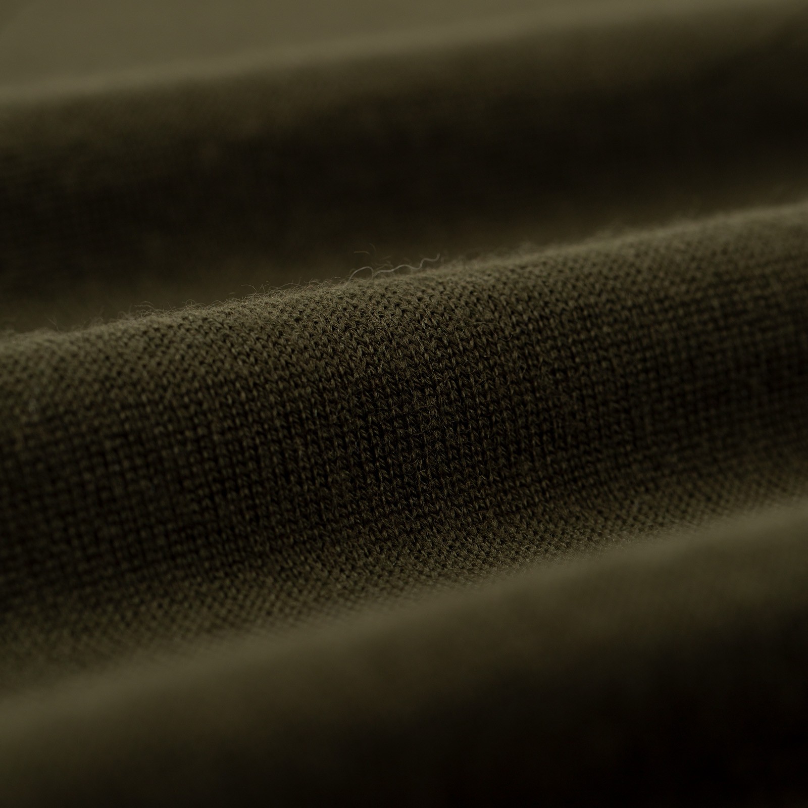 detail flâneursMOONCASTLE 12G Wool Crew Neck darl olive detail flâneursMOONCASTLE 12G Wool Crew Neck darl olive