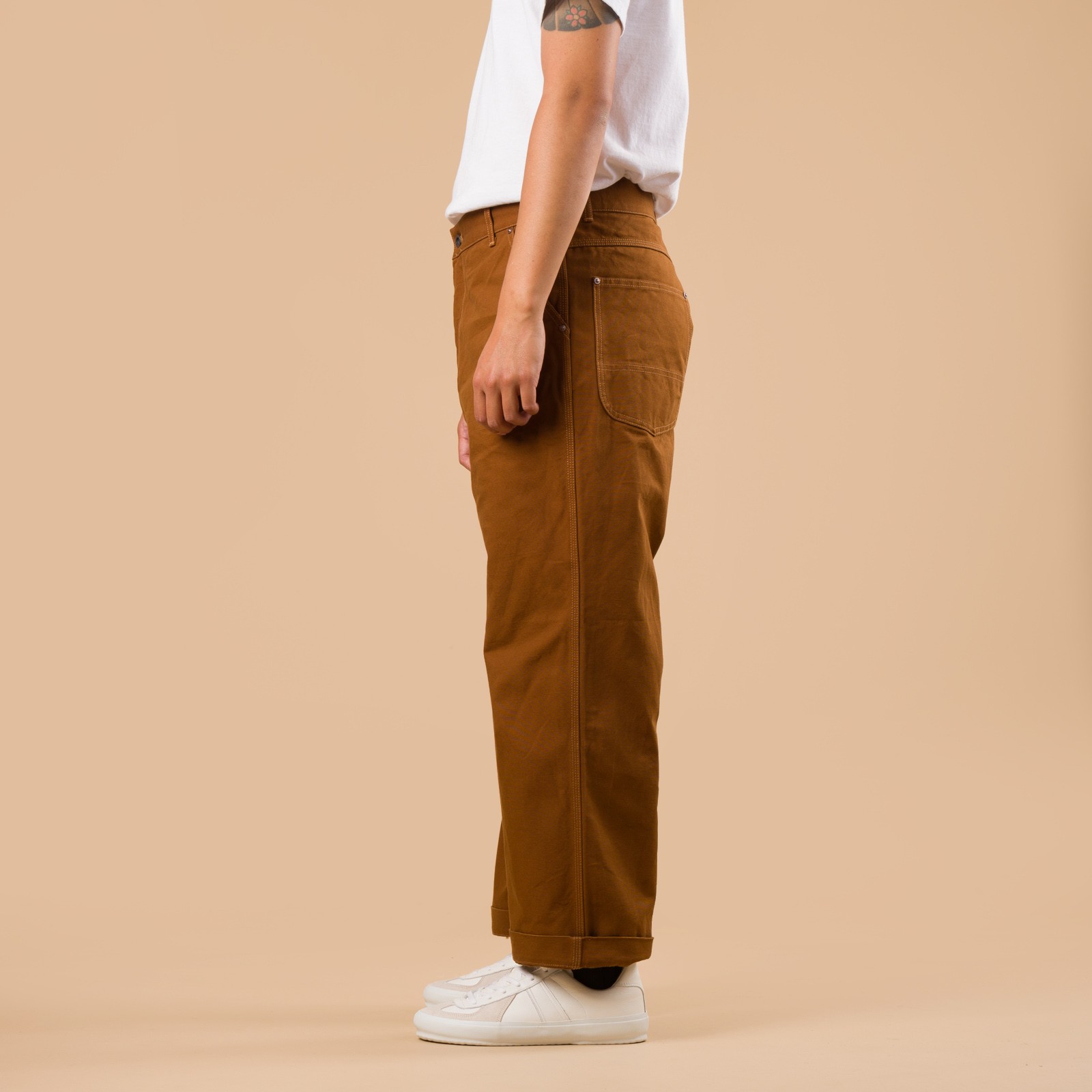 image flâneurs FOB FACTORY F0530 Cotton Duck Work Pants Brown de profil image flâneurs FOB FACTORY F0530 Cotton Duck Work Pants Brown de profil