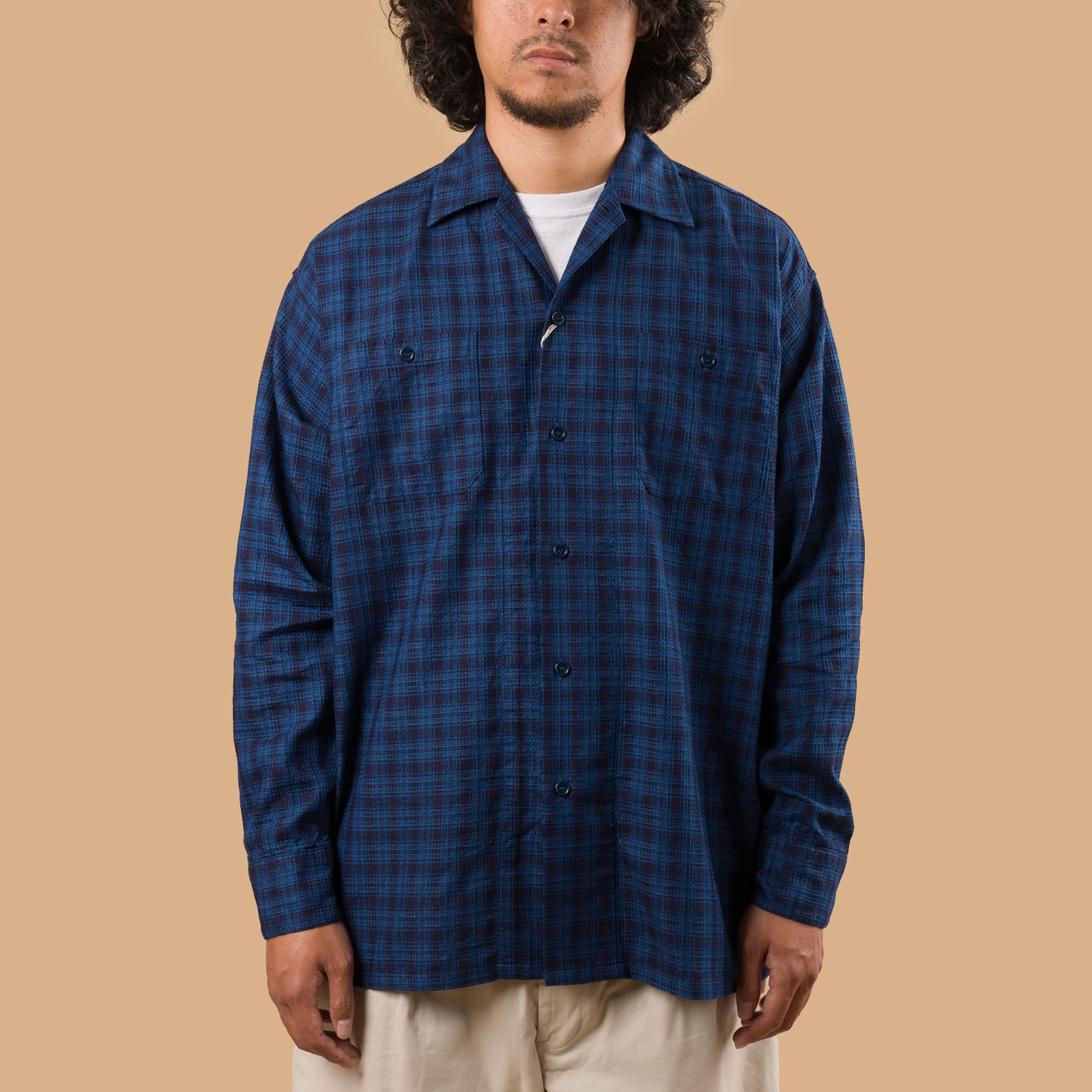 Image-Flâneurs_BEAMS PLUS / Mil Open Collar Indigo Dobby Mini Plaid_de-face Image-Flâneurs_BEAMS PLUS / Mil Open Collar Indigo Dobby Mini Plaid_de-face