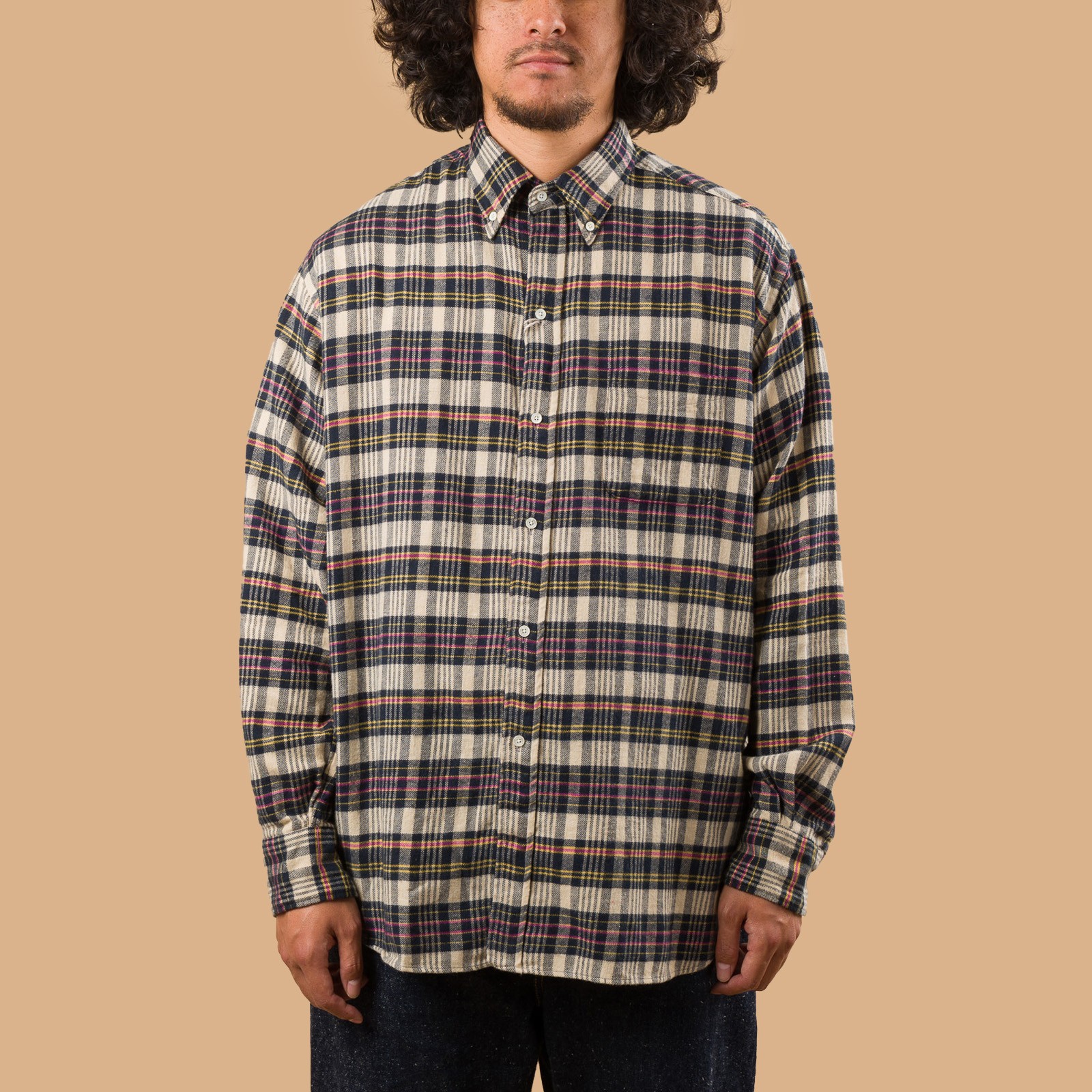 Image-Flâneurs_BEAMS PLUS / BD Classic Fit Indian Flannel Plaid Beige_de-face Image-Flâneurs_BEAMS PLUS / BD Classic Fit Indian Flannel Plaid Beige_de-face