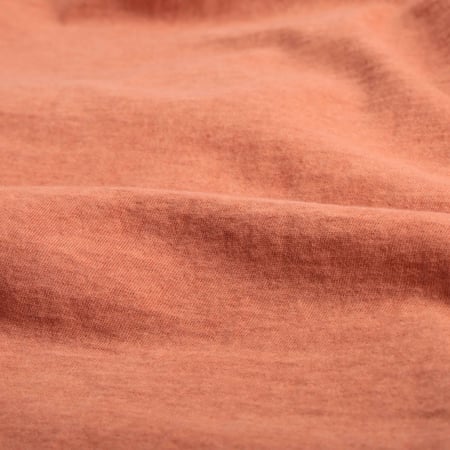 Short Sleeve Crew T-Shirt P-PersimmonThis phrase seems to refer to a short-sleeved crew neck t-shirt in the color pe