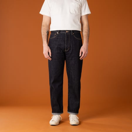 images of casual walkers in front of INFORMALE JE19 Selvedge Jeans images of casual walkers in front of INFORMALE JE19 Selvedge Jeans