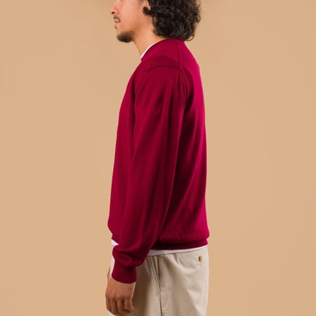 image flâneursMOONCASTLE 12G Wool Crew Neck burgundy de profil image flâneursMOONCASTLE 12G Wool Crew Neck burgundy de profil