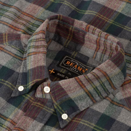 Image-Flâneurs_BEAMS PLUS / BD Classic Fit Indian Flannel Plaid Over Dye Green_detail Image-Flâneurs_BEAMS PLUS / BD Classic Fit Indian Flannel Plaid Over Dye Green_detail